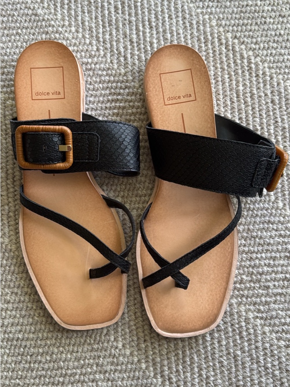 Dolce Vita Black Strappy Toe-Loop Sandals with Buckle Accent